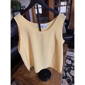 Liz Baker Butter Yellow Sleeveless Blouse Size 16 Lightweight Workwear Top